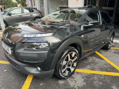 Carro usado Citroën C4 Cactus 1.2 PureTech Feel Gasolina