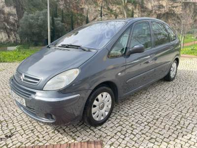 Carro usado Citroën Xsara Picasso 1.6 HDi Exclusive Diesel