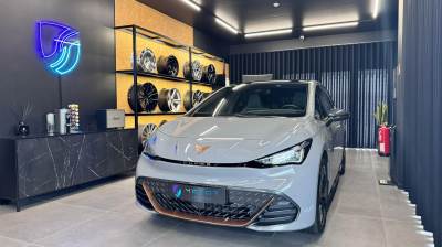 Carro usado Cupra Born 58 kWh Plus Elétrico