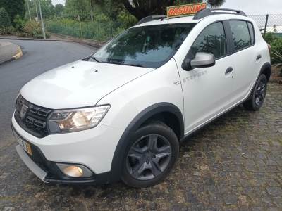 Carro usado Dacia Sandero 0.9 TCe Stepway Bi-Fuel Gasolina