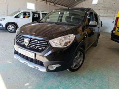 Carro usado Dacia Lodgy 1.5 Blue dCi Stepway 7L Diesel