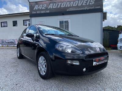 Carro usado Fiat Punto 1.3 M-Jet Easy S&S Diesel