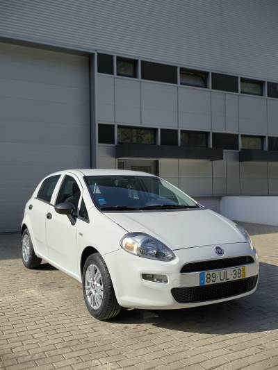 Carro usado Fiat Punto 1.2 Easy S&S Gasolina