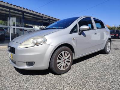 Carro usado Fiat Punto 70 JTD Multijet Active Diesel