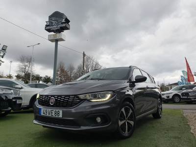 Carro usado Fiat Tipo Station Wagon 1.6 M-Jet Lounge Diesel