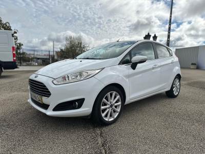 Carro usado Ford Fiesta 1.5 TDCi Titanium Diesel