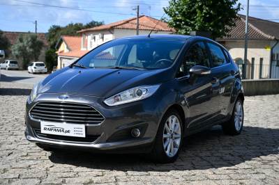 Carro usado Ford Fiesta 1.0 EcoBoost Titanium Aut. Gasolina