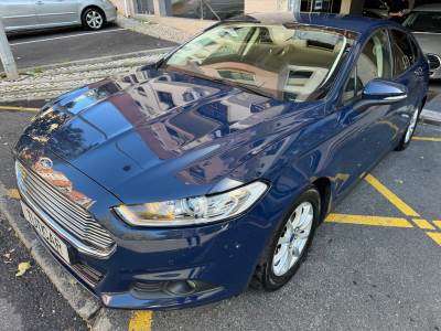 Carro usado Ford Mondeo 1.5 TDCi Titanium Diesel