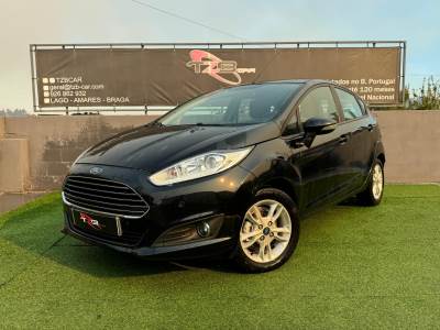 Carro usado Ford Fiesta 1.0 EcoBoost Titanium Gasolina