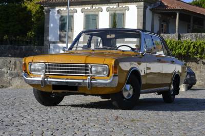 Carro usado Ford Taunus  Gasolina