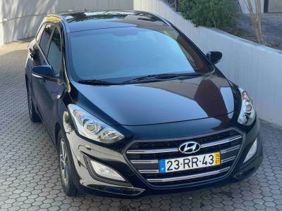 Carro usado Hyundai i30 SW 1.6 CRDi Comfort AT Diesel