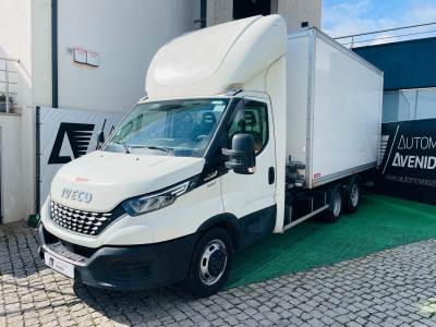 Comercial usado Iveco  3.0 35C18HV 4100L 19.6m3 HI MATIC Diesel