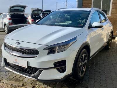 Carro usado Kia XCeed 1.6 GDi PHEV First Edition+SRF  PLUG-IN-HYBRID  Híbrido (Plug-In)