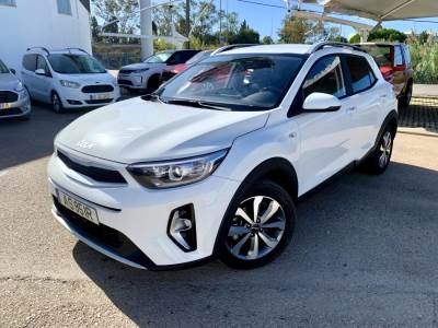 Carro usado Kia Stonic 1.2 Dynamic Gasolina