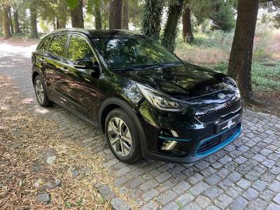 Carro usado Kia e-Niro EV 64kWh Elétrica