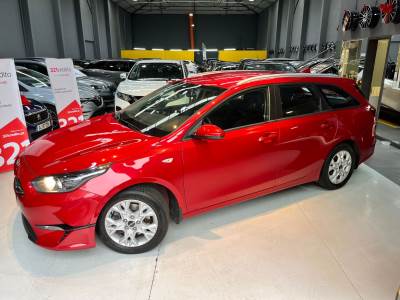 Carro usado Kia Ceed SW 1.0 T-GDI 100 IS ACTIVE Gasolina