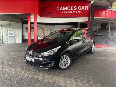 Carro usado Kia Ceed SW 1.4 CRDi Nav Line Diesel