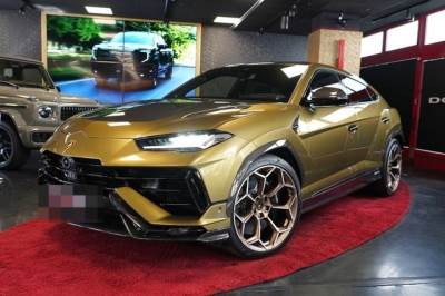 Carro usado Lamborghini Urus Performante AKRVIC CARBON HOOD B&O 23 Gasolina