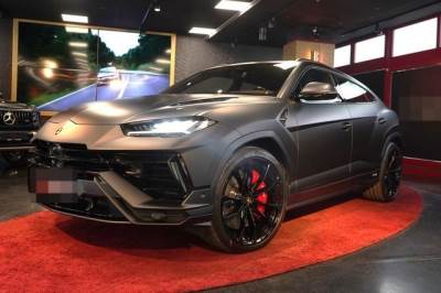 Carro usado Lamborghini Urus S B&O PANO HUD SOFT CARB TV Gasolina