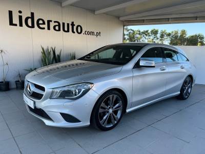 Carro usado Mercedes-Benz Classe CLA d Shooting Brake Urban Diesel