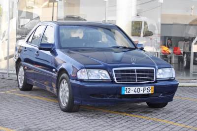 Carro usado Mercedes-Benz Classe C Classic Gasolina