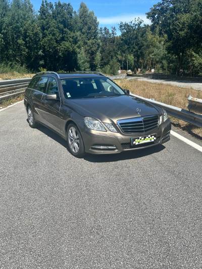 Carro usado Mercedes-Benz Classe E CDi Avantgarde BlueEfficiency Diesel