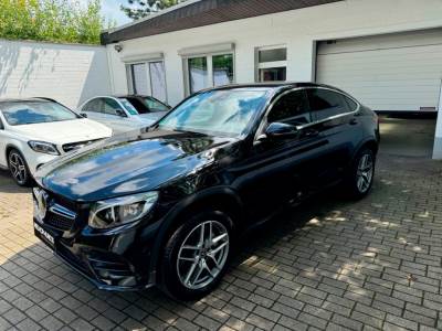 Carro usado Mercedes-Benz Classe GLC e Coupe 4Matic 7G-TRONIC AMG Line Híbrido (Gasolina)