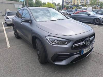 Carro usado Mercedes-Benz Classe GLA e AMG Line Híbrido (Plug-In)