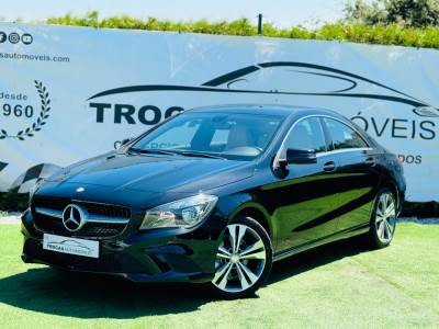 Carro usado Mercedes-Benz Classe CLA d Urban Diesel