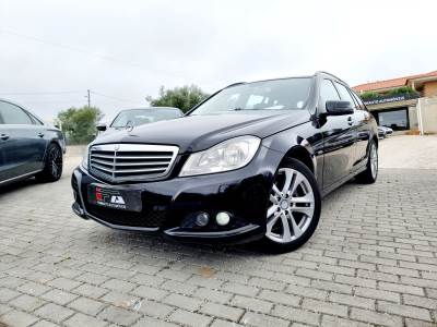 Carro usado Mercedes-Benz Classe C CDi Classic BlueEfficiency Diesel