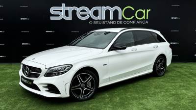 Carro usado Mercedes-Benz Classe C de AMG Line Híbrido (Gasóleo)