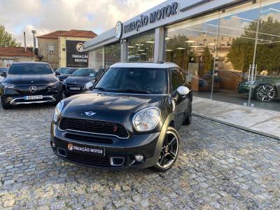 Carro usado MINI Countryman Cooper SD Diesel