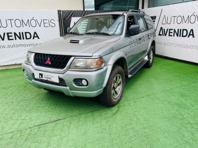 Carro usado Mitsubishi Pajero Sport 2.5 TD GLS Diesel