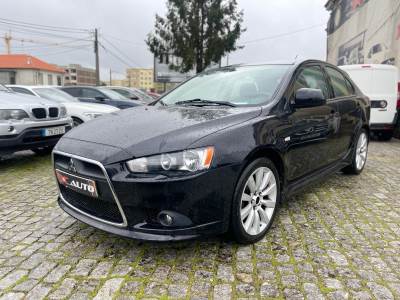 Carro usado Mitsubishi Lancer 1.8 DI-D Invite Black Edition Diesel