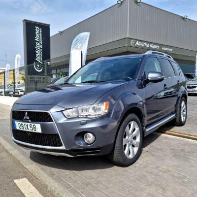 Carro usado Mitsubishi Outlander 2.0 DI-D Intense 4WD Diesel