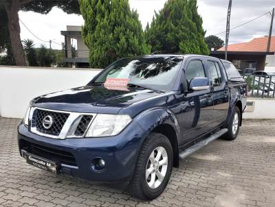 Carro usado Nissan Navara 2.5 dCi CD LE Hi-Tech +P.Premium AT 4WD Diesel