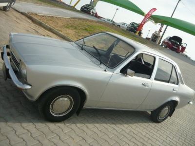 Carro usado Opel Kadett 1204 SL Gasolina