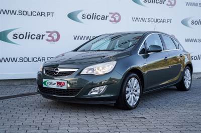 Carro usado Opel Astra 1.4 Cosmo S/S Gasolina