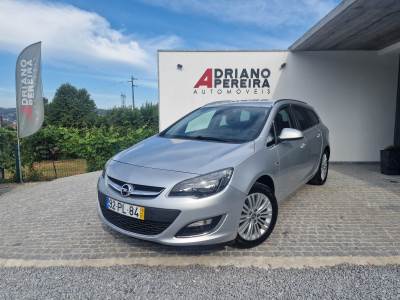 Carro usado Opel Astra Sports Tourer 1.6 CDTi Cosmo S/S Diesel