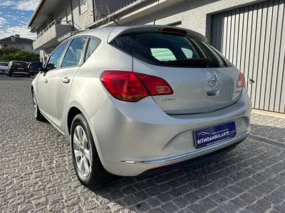 Carro usado Opel Astra 1.3 CDTi Executive Diesel