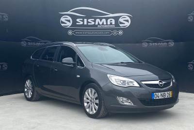 Carro usado Opel Astra Sports Tourer 1.3 CDTi Cosmo S/S Diesel