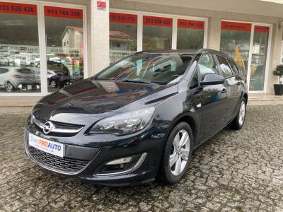 Carro usado Opel Astra Sports Tourer 1.7 CDTi Executive 105g S/S Diesel