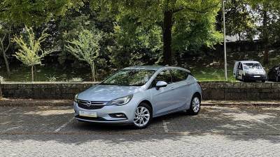 Carro usado Opel Astra 1.6 CDTI Diesel