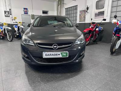 Carro usado Opel Astra Sports Tourer 1.6 CDTi Cosmo S/S Diesel