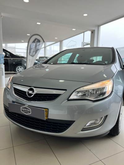 Carro usado Opel Astra 1.3 CDTi Enjoy Diesel