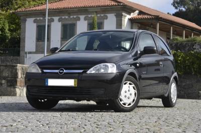 Carro usado Opel Corsa 1.0 12V Confort Gasolina