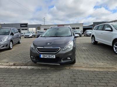 Carro usado Peugeot 2008 1.6 e-HDi Allure 2-Tronic Diesel