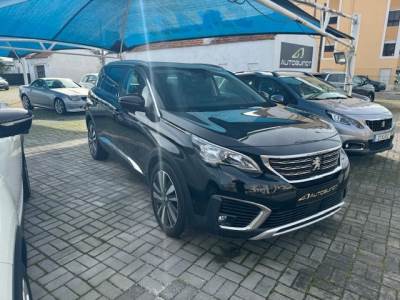 Carro usado Peugeot 5008 1.5 BlueHDi Allure Diesel