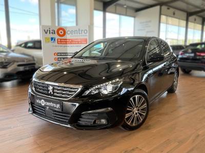 Carro usado Peugeot 308 1.2 PureTech 130cv Allure Pack EAT8 Gasolina