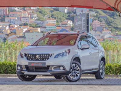 Carro usado Peugeot 2008 1.2 PureTech Allure EAT6 Gasolina